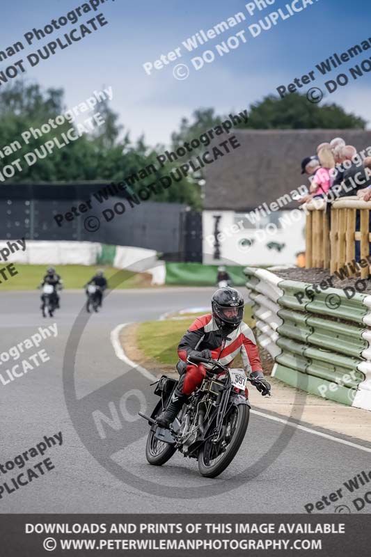 Vintage motorcycle club;eventdigitalimages;mallory park;mallory park trackday photographs;no limits trackdays;peter wileman photography;trackday digital images;trackday photos;vmcc festival 1000 bikes photographs